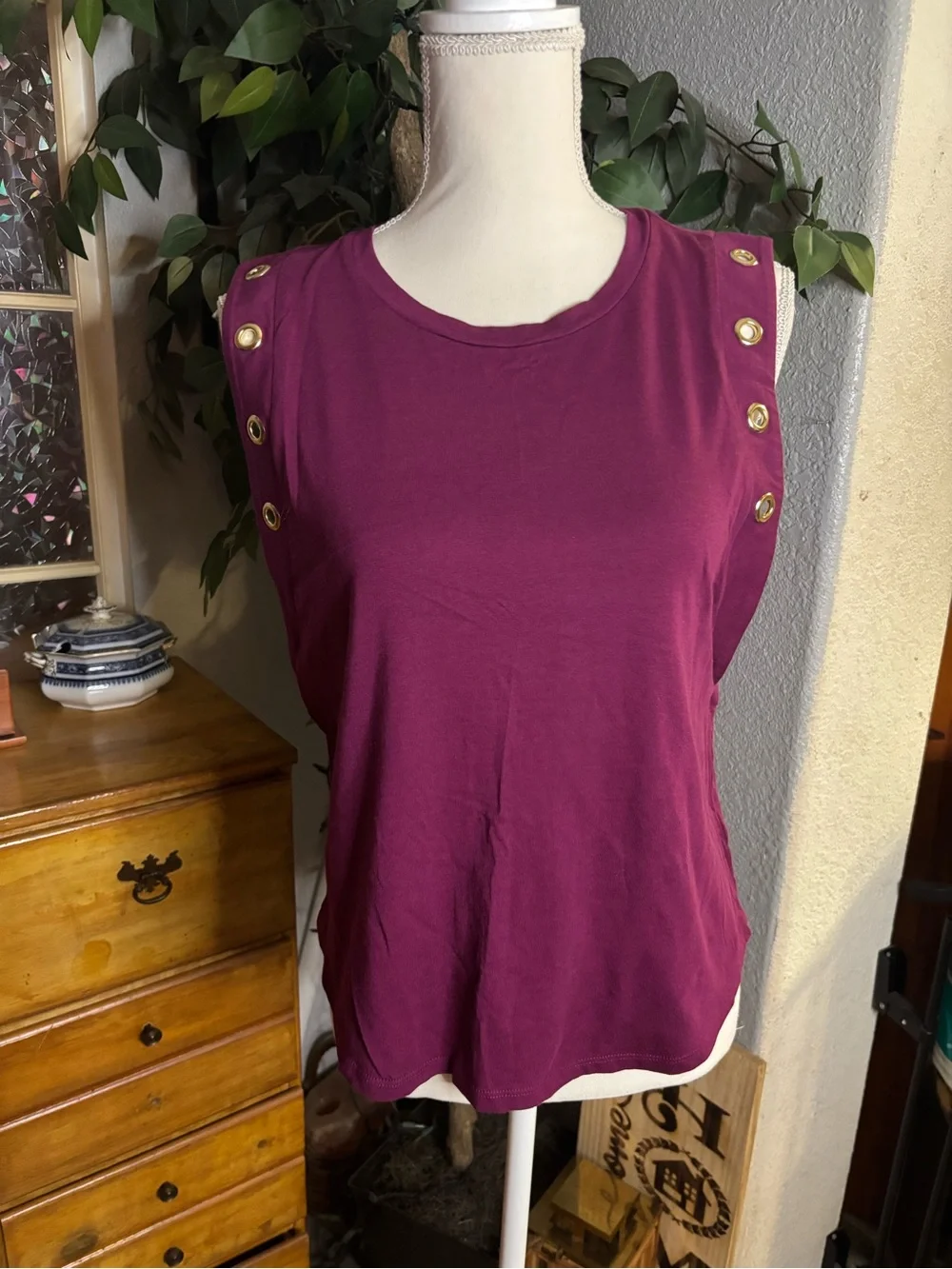 Michael Kors sleeveless michael